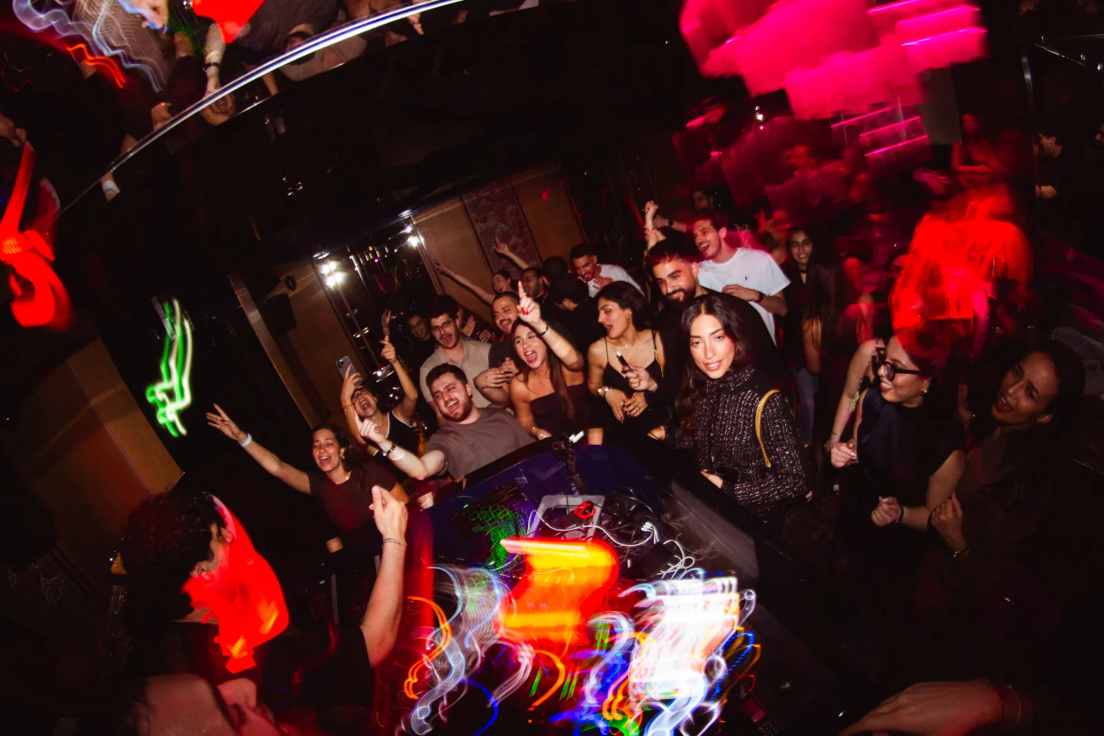 MERKA crowd live